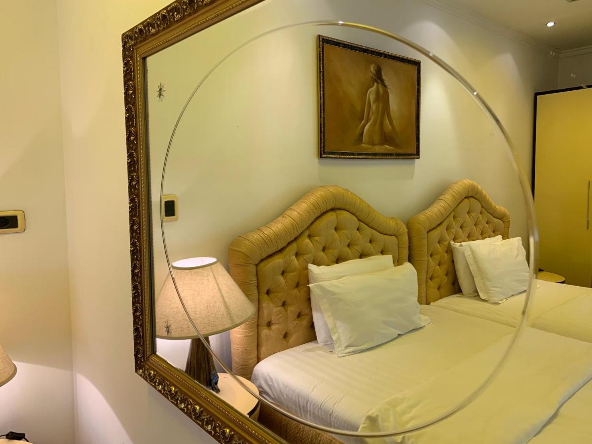 Hotel Rosa Blu Тирана Екстериор снимка